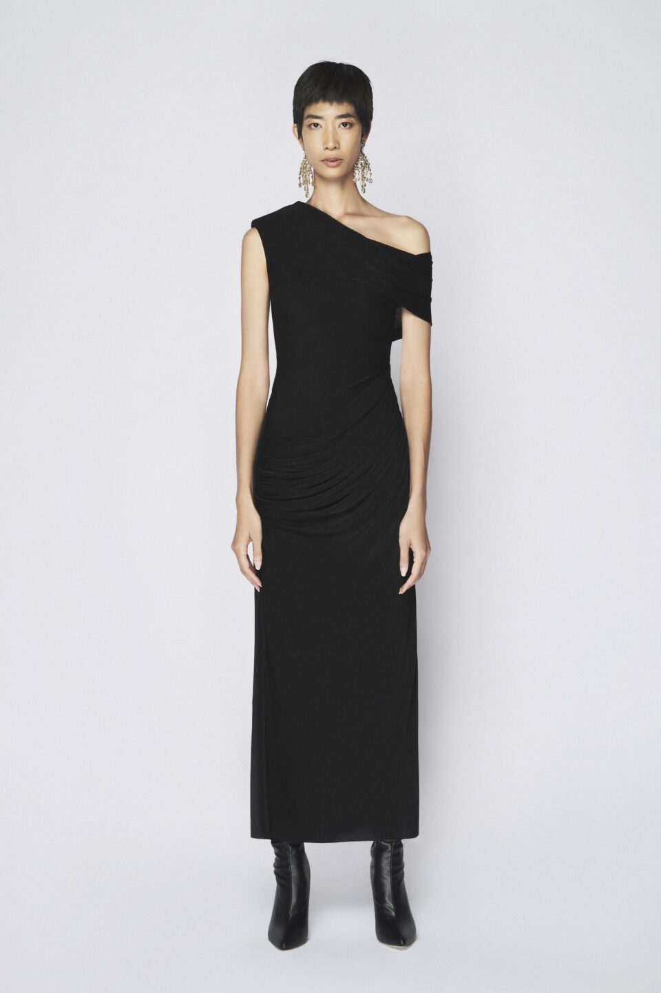 Tonyy by AnhLee or Tonyy in the latest design for SS2024 collection. Discover more.