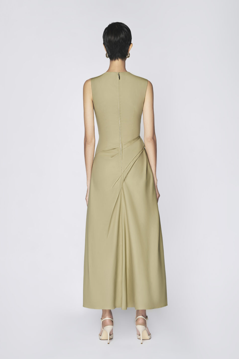 Tonyy by AnhLee or Tonyy in the latest design for SS2024 collection. Discover more.