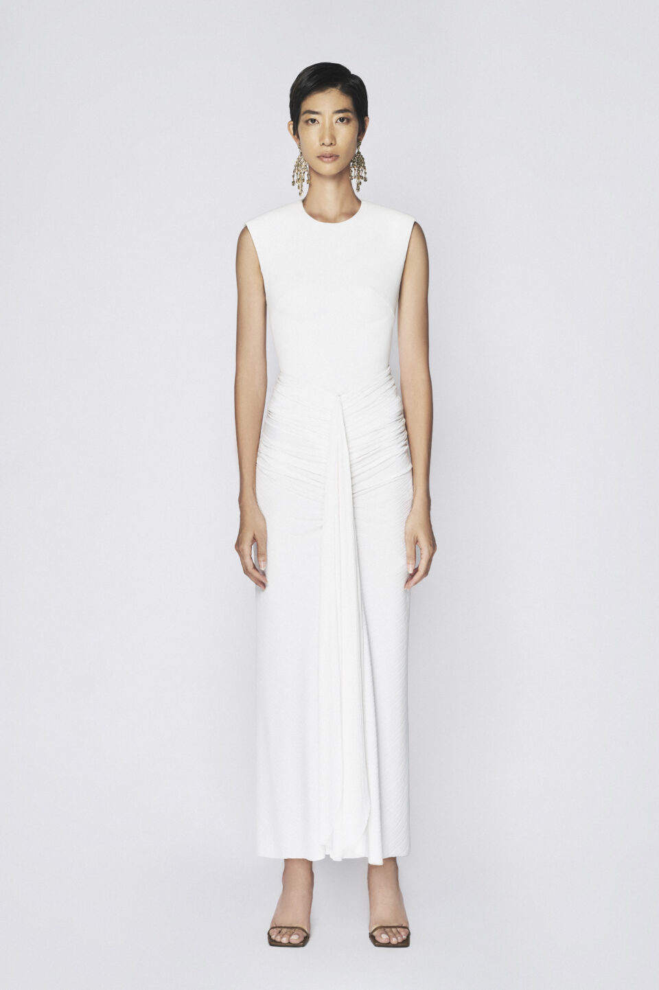 Tonyy by AnhLee or Tonyy in the latest design for SS2024 collection. Discover more.