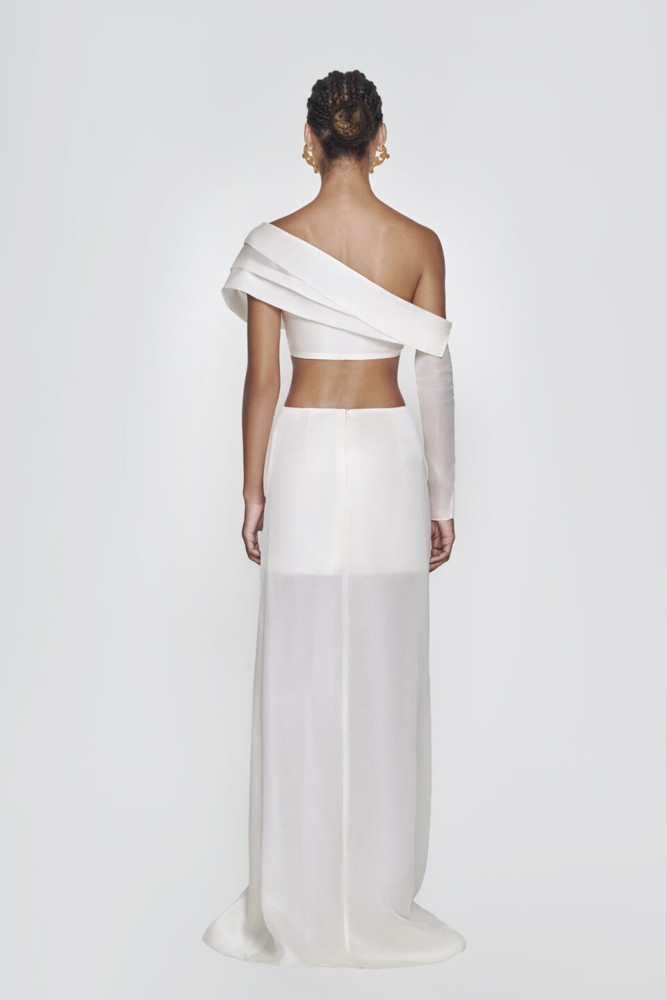 Tonyy by AnhLee or Tonyy in the latest design for SS2024 collection. Discover more.