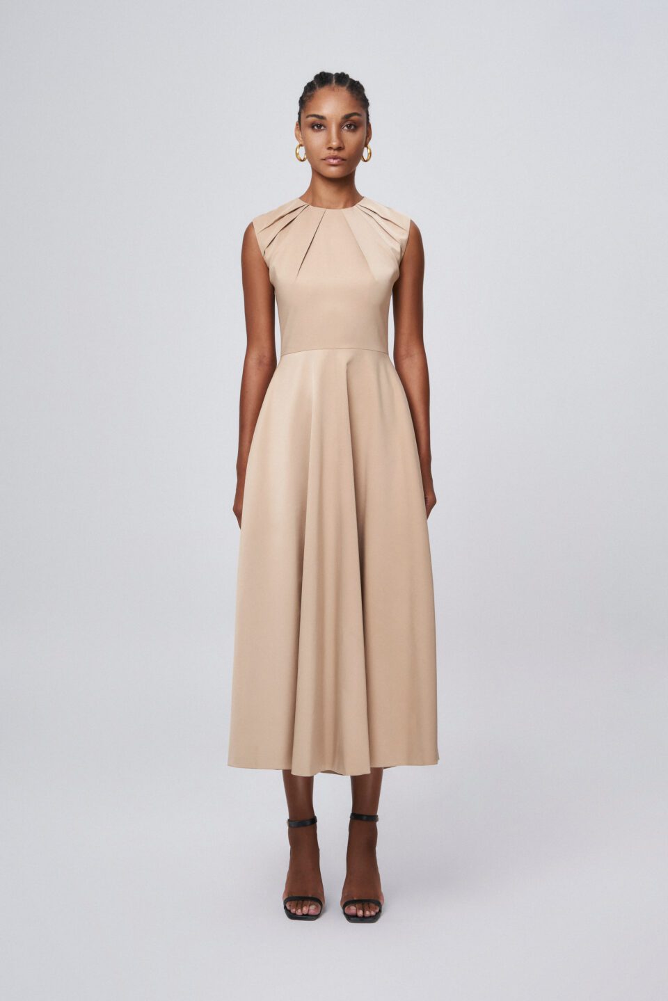 Tonyy by AnhLee or Tonyy in the latest design for SS2024 collection. Discover more.