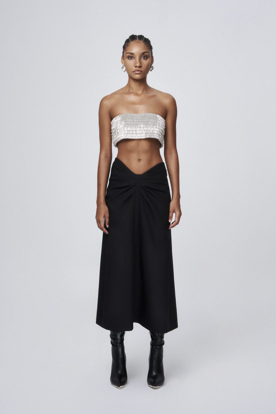 Tonyy by AnhLee or Tonyy in the latest design for SS2024 collection. Discover more.